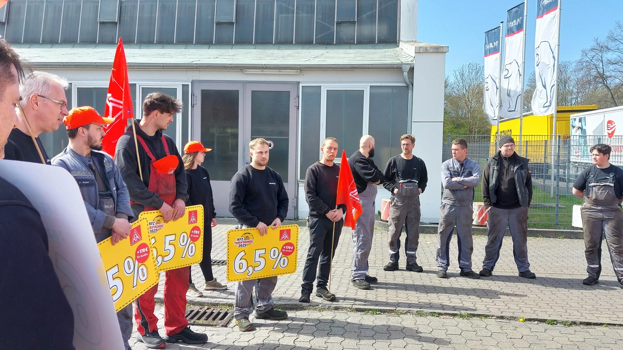 Warnstreik bei MAN in Hildesheim