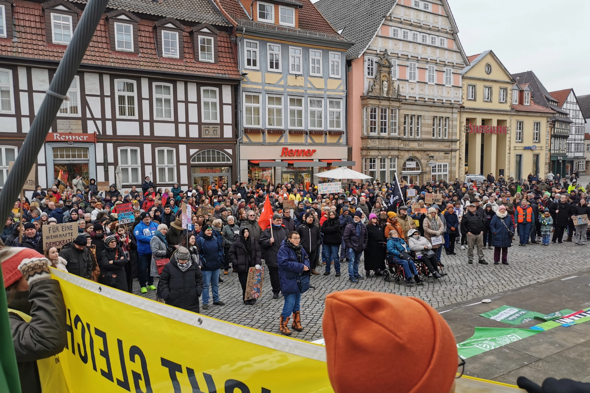 Sichtbares Engagaement für die Demokratie in Hameln