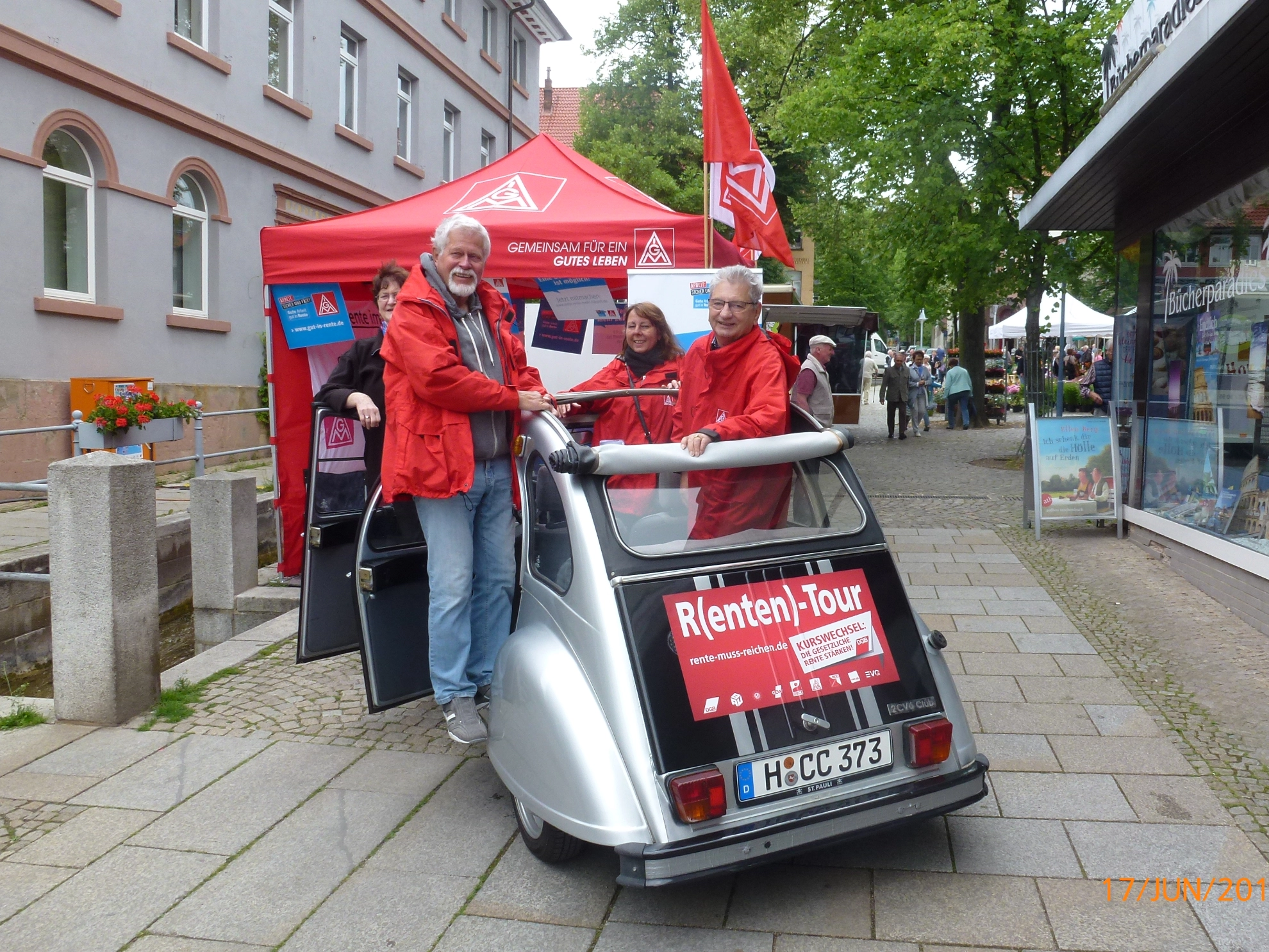 Foto von der Aktion in Alfeld im Juni 2017.